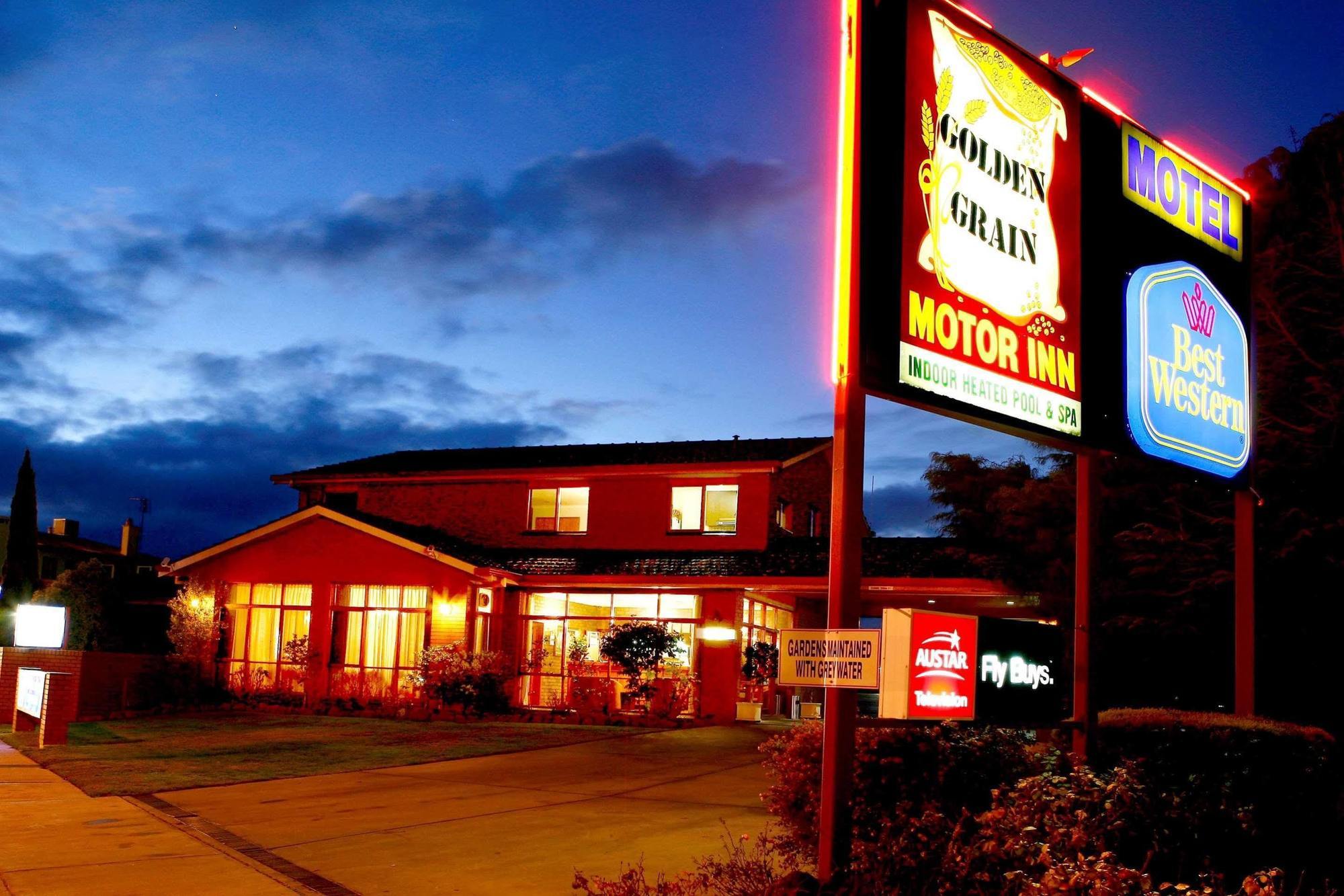 Golden Grain Motor Inn Horsham Exterior photo